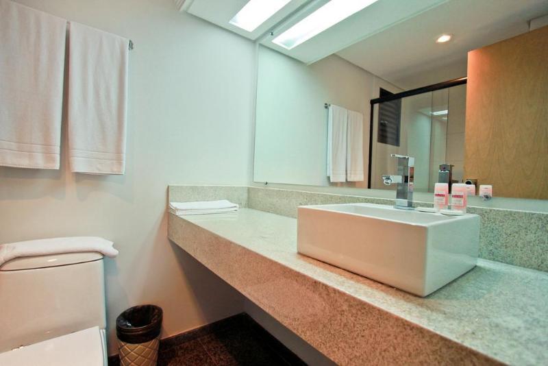 غرفة قياسية, Rede Andrade Vernon