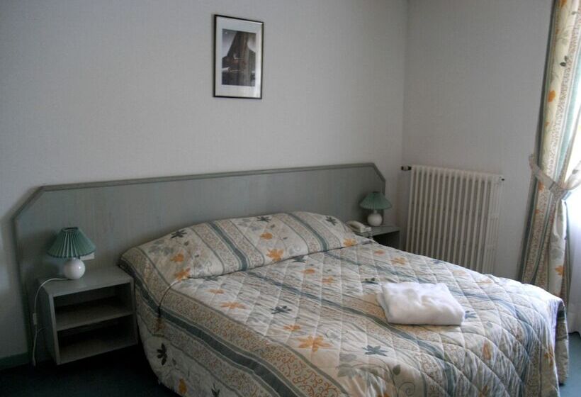 Номер Стандарт, Restaurant Robichon