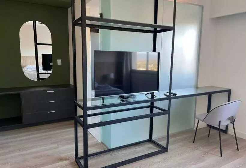 سوییت, Nuevo Hotel Ancasti
