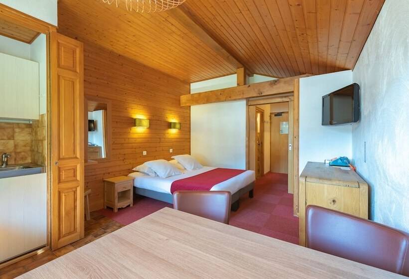 اتاق خانوادگی پایه, Hôtel Les Côtes, Résidence Loisirs Et Chalets