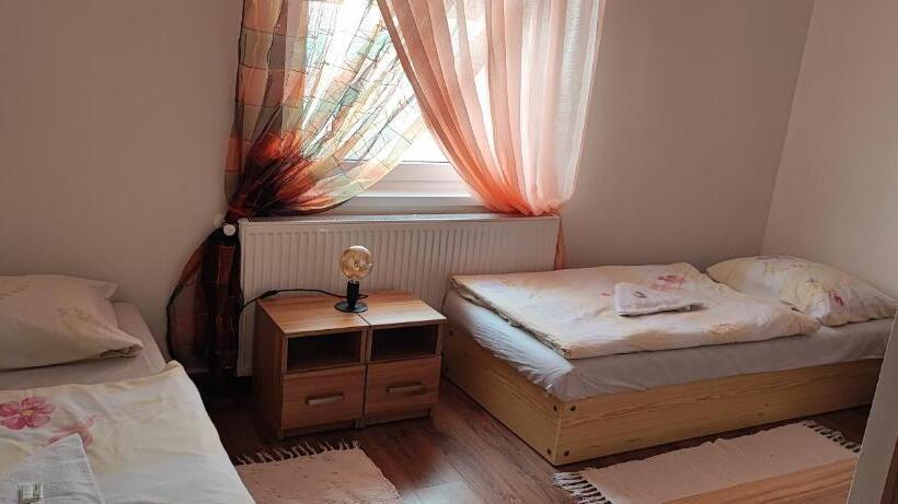 غرفة أساسية, Merkur