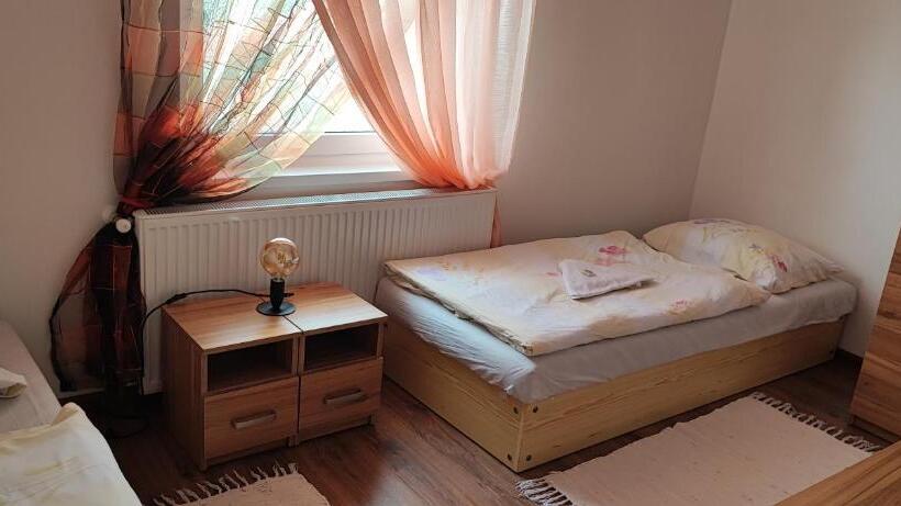 غرفة أساسية, Merkur