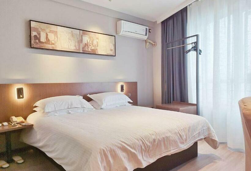 Номер Deluxe, Jinjiang Inn Zhenjiang Yangzhong Yangzi Road Shop