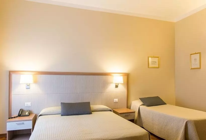 اتاق استاندارد سه نفره, Alpi Resort