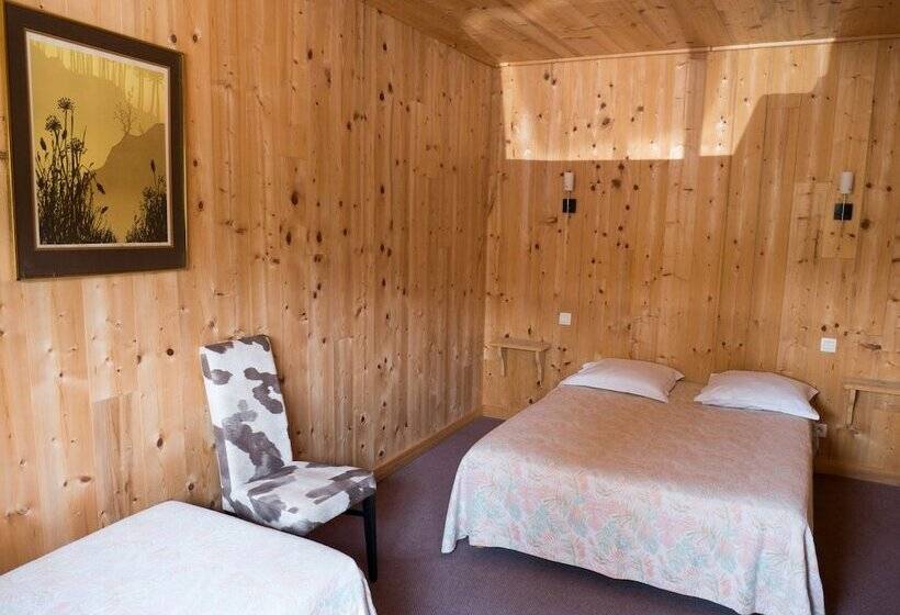 Номер Стандарт Трехместный, Auberge Le Semnoz