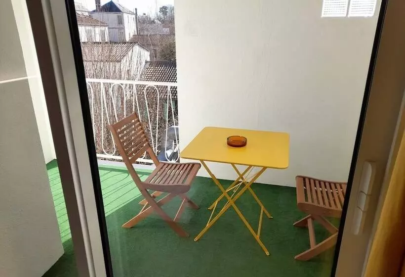 バルコニー付きスタンダードルーム, De France