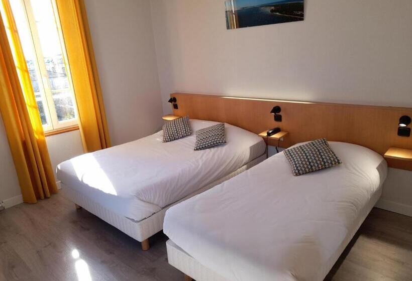 חדר סופריור, De France