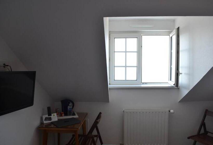 オーシャンビューファミリールーム, Hôtel La Porte Saint Pierre Logis Hôtel Intra Muros