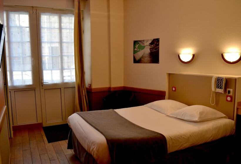 Номер Стандарт, Hôtel La Porte Saint Pierre Logis Hôtel Intra Muros
