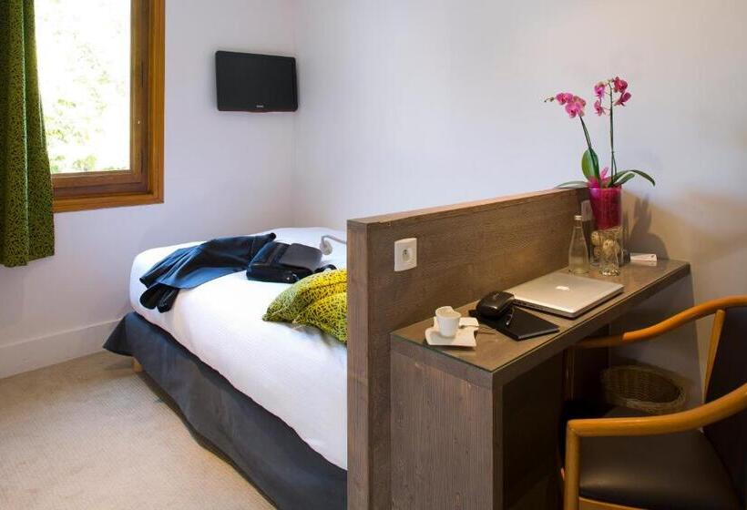 غرفة فردية داخلية, Hôtel Les Grillons