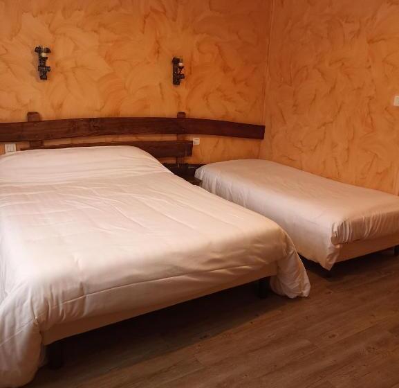 غرفة كومفورت ثلاثية, La Cremaillere