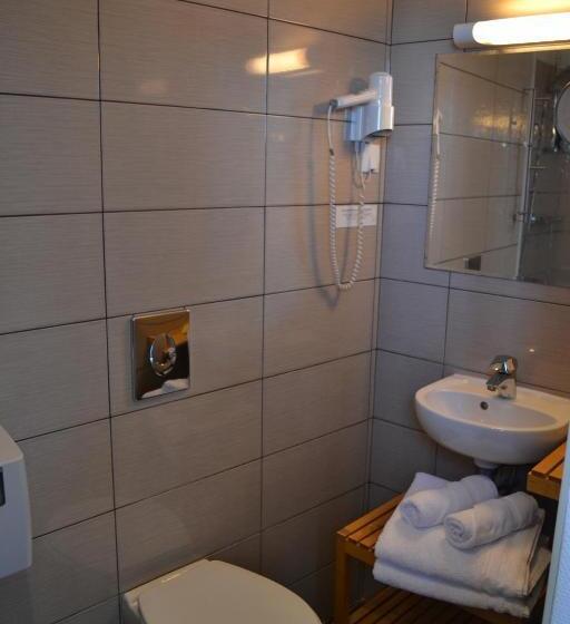 スタンダードシティビュールーム, Hôtel La Porte Saint Pierre Logis Hôtel Intra Muros