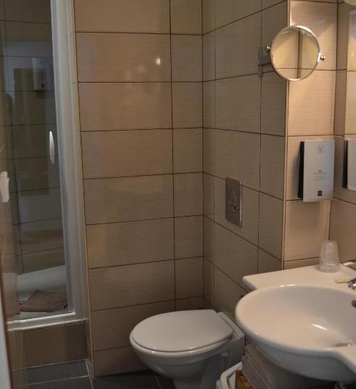 Номер Стандарт Индивидуальный, Hôtel La Porte Saint Pierre Logis Hôtel Intra Muros