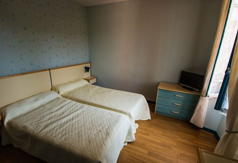 غرفة قياسية, Les Messageries