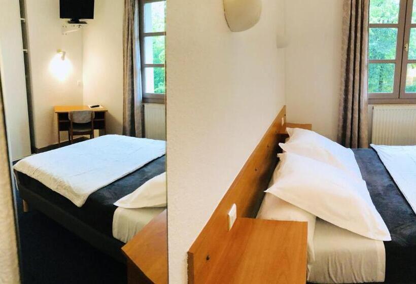 スタンダードトリプルルーム, L'escoundillou