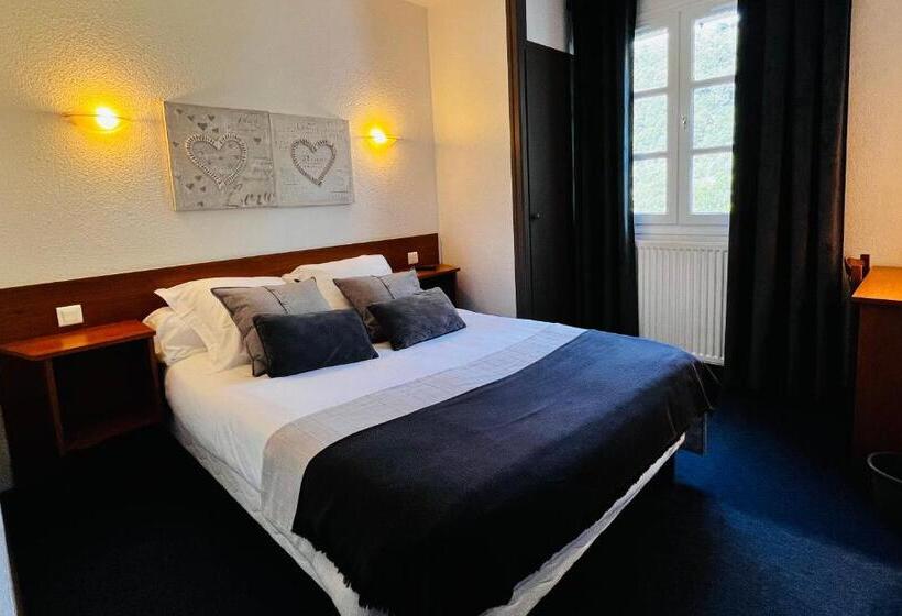 スタンダードトリプルルーム, L'escoundillou