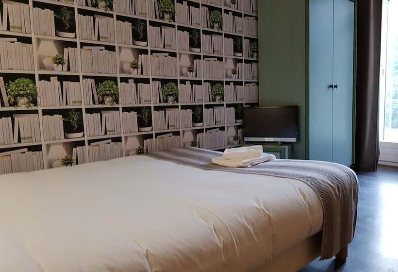 스탠다드 룸, Savoy Hotel & Restaurant