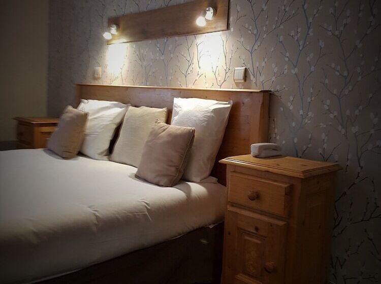 스탠다드 룸, Savoy Hotel & Restaurant