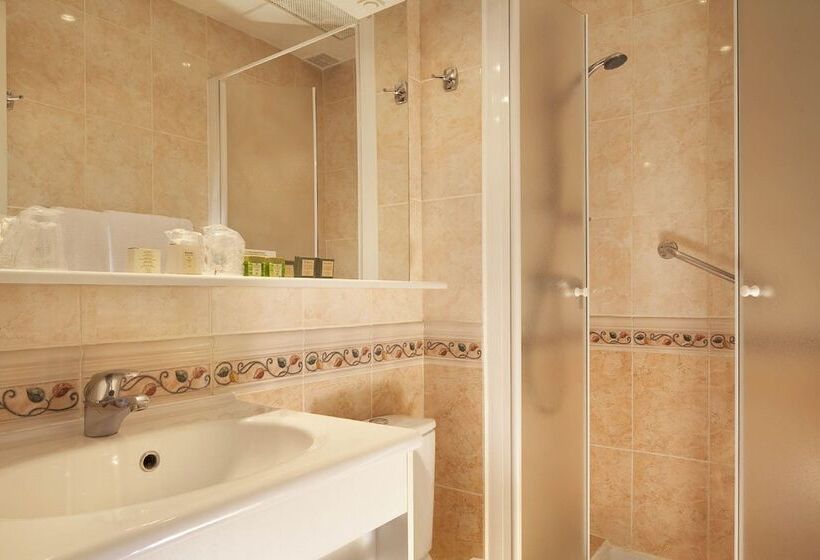 クラブルーム, Terminus Lyon