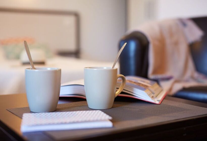 家庭间, The Originals Boutique, Hôtel La Colonne De Bronze, Saintvalérysursomme