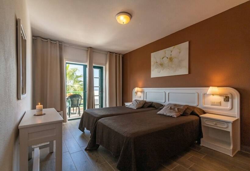 דירת חדר סופריור, Neptuno Costadeje