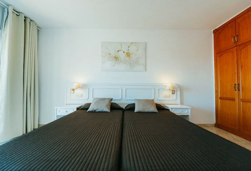 דירת שני חדרים, Neptuno Costadeje