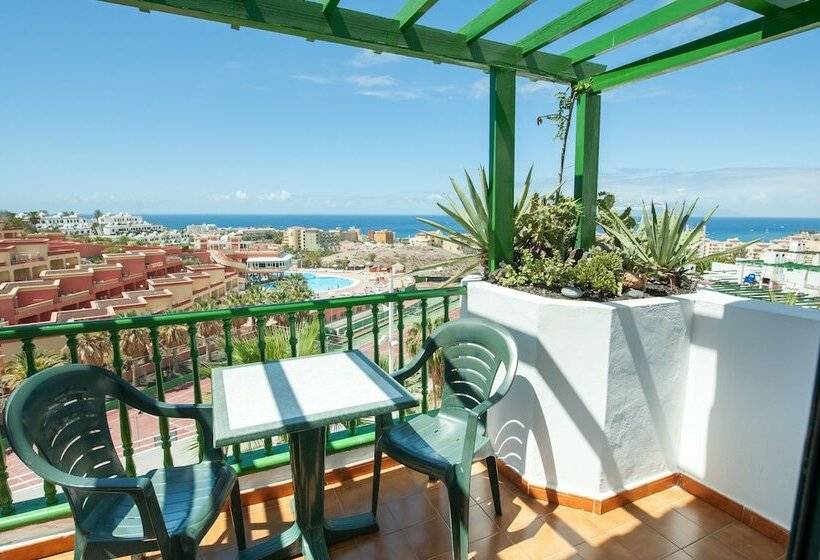 דירת שני חדרים, Neptuno Costadeje