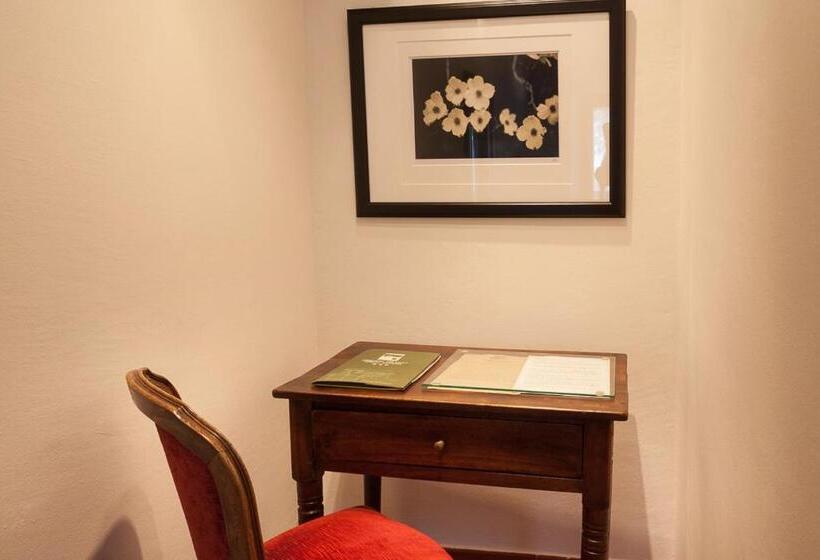 غرفة عائلية, Residenza Del Lago