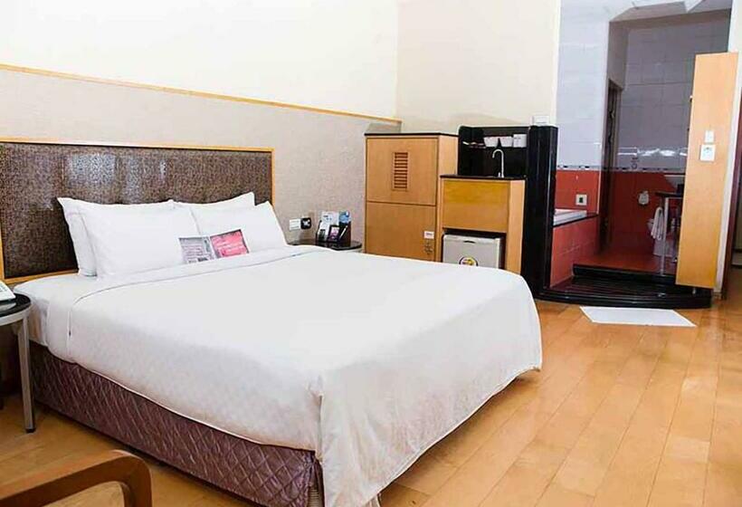 سوییت سوپریور, Royal Group Motel Chien Kuo Branch