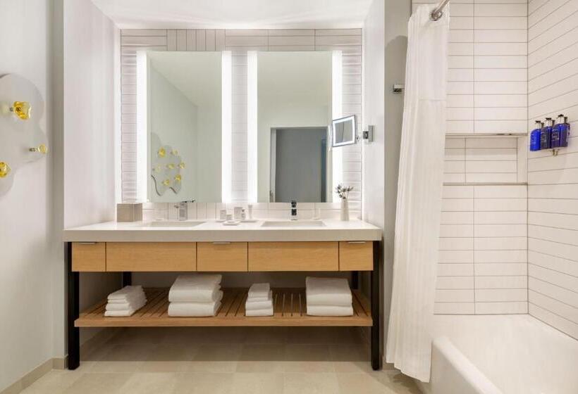 适合残疾人使用的标准间, The Viv Hotel, Anaheim, A Tribute Portfolio