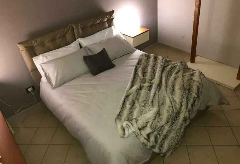 キングサイズベッドのスタンダードルーム, B&b Capuam Vetere Accommodation