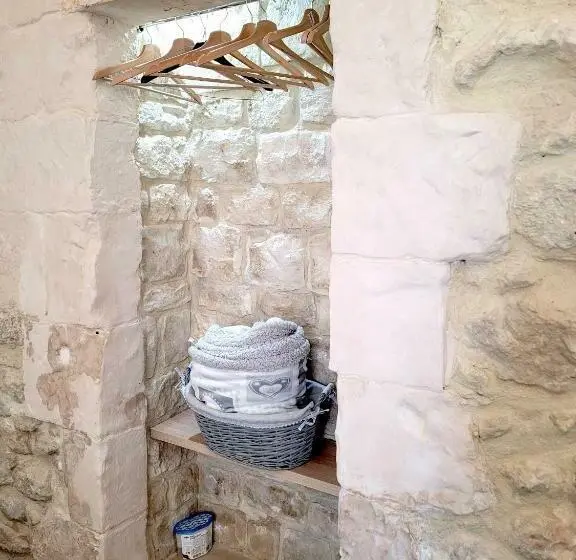 سوییت خانوادگی, Casa Alecci 1820