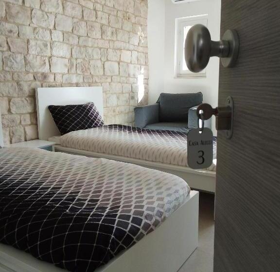 标准三人间, Casa Alecci 1820