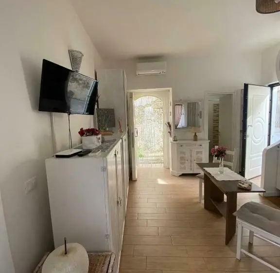 テラス付きスタンダードワンルーム, Il Casalino Apartment
