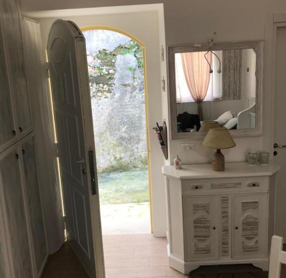 إستوديو قياسى مزودة بتراس, Il Casalino Apartment