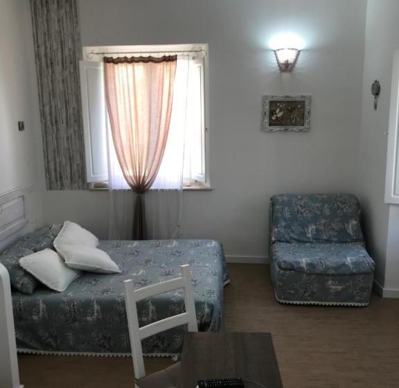 带露台的标准工作室, Il Casalino Apartment