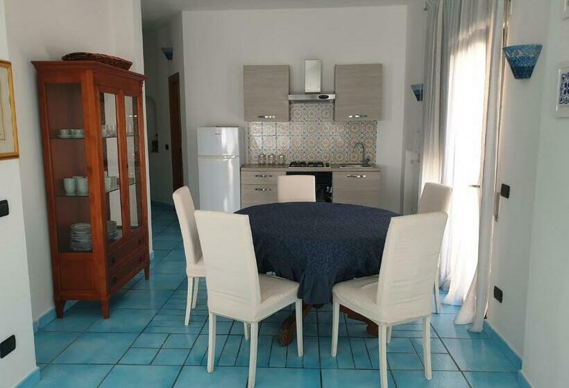 Люкс Deluxe Вид на Море, L Incanto Restaurant & Suites