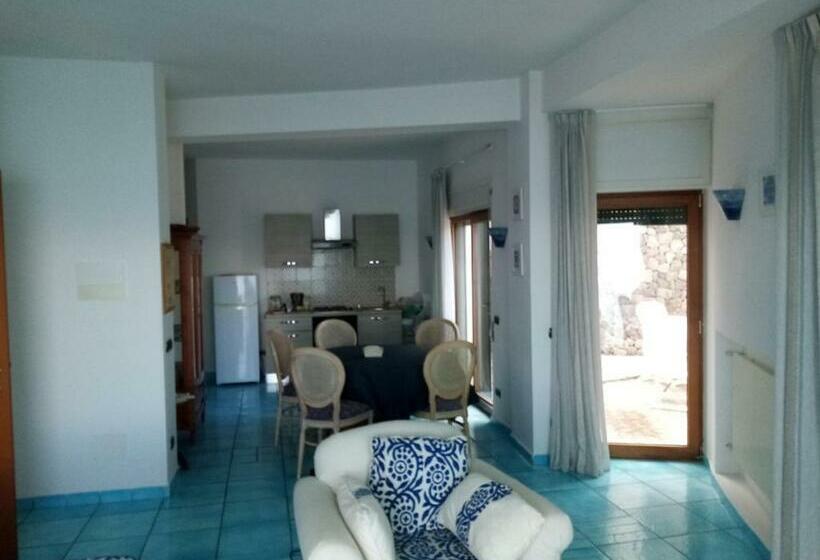Люкс Deluxe Вид на Море, L Incanto Restaurant & Suites
