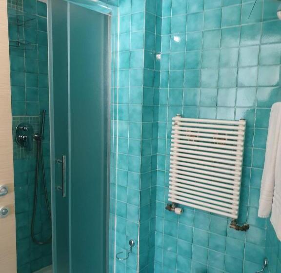 Полулюкс Вид на Море, L Incanto Restaurant & Suites