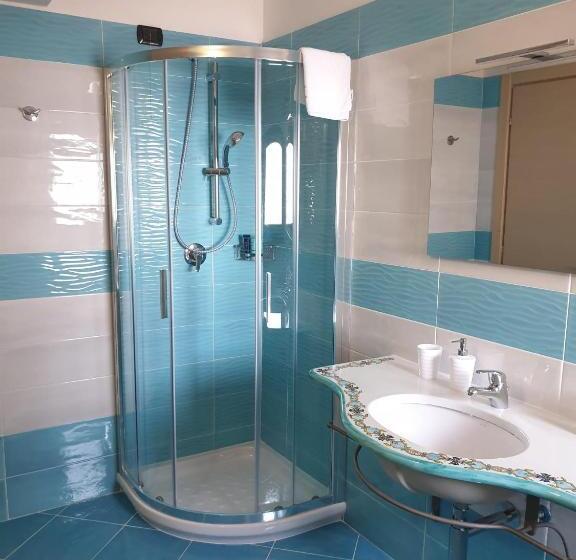 Полулюкс Вид на Море, L Incanto Restaurant & Suites