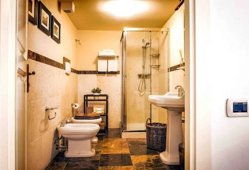 デラックスルーム, Antico Furlo