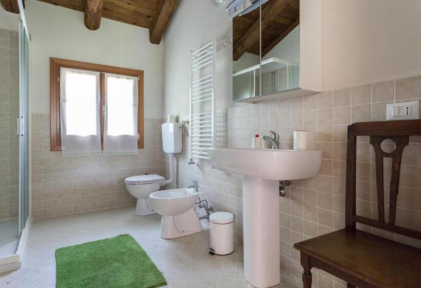 Standard room with outdoor bath, Casolare La Quercia