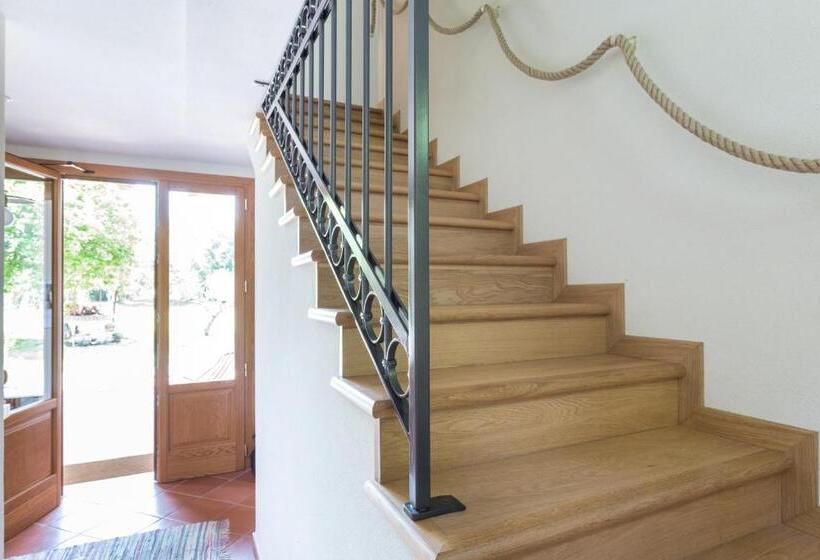 וילה עם חדר שינה אחד ובריכת שחיה, Casolare La Quercia