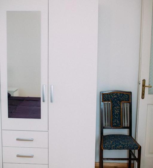 آپارتمان 1 خوابه با بالکن و چشم‌انداز دریا, Apartments And Rooms Ille