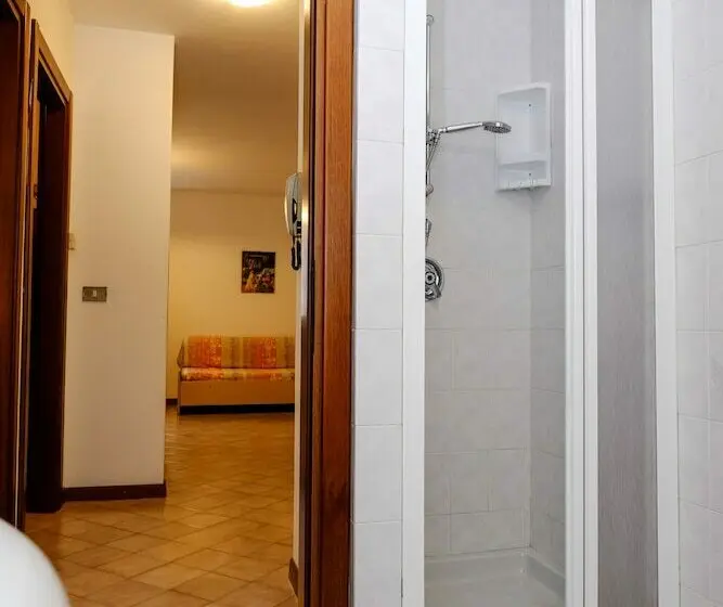２ベッドルームアパートメント, Residence Alessio