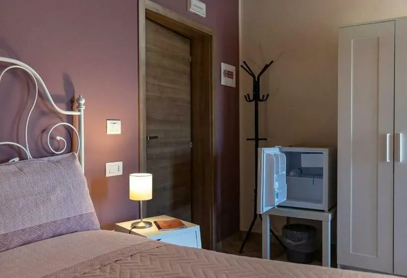 Camera Deluxe, B&b La Canfora