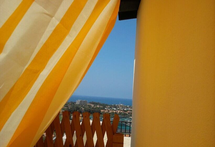 Triple Room Sea View, La Casa Di Mariù