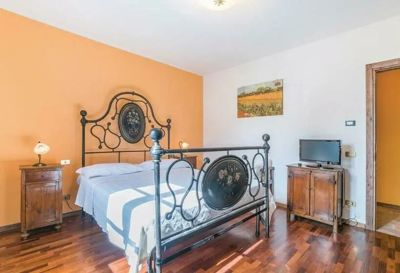 キングサイズベッドのスタンダードルーム, Agriturismo Wine Casale Villa Chiara
