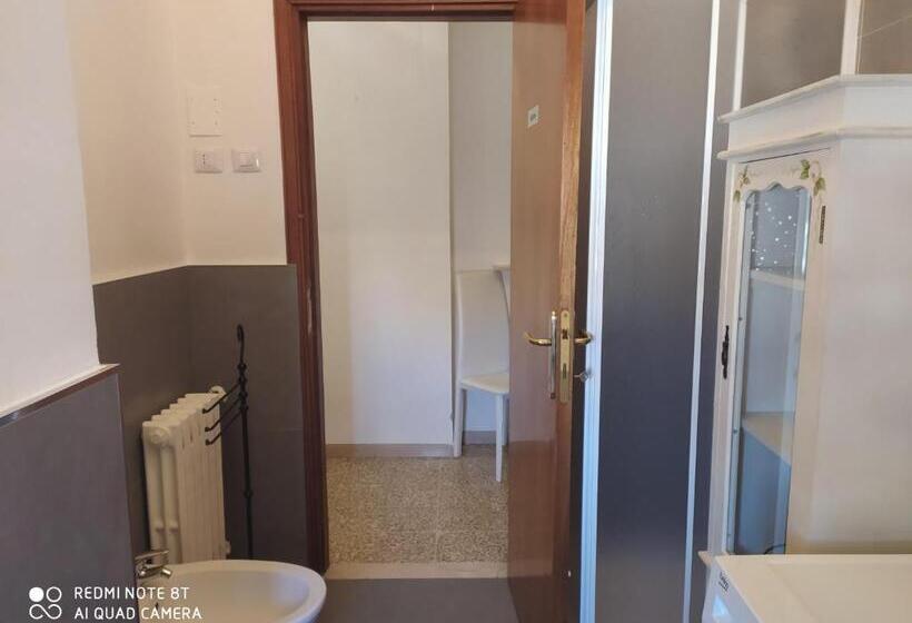 اتاق استاندارد, Bab San Feliciano Camere Foligno