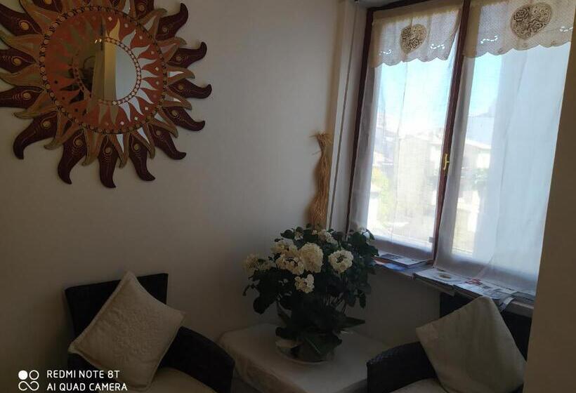 Standard room with outdoor bath, Bab San Feliciano Camere Foligno